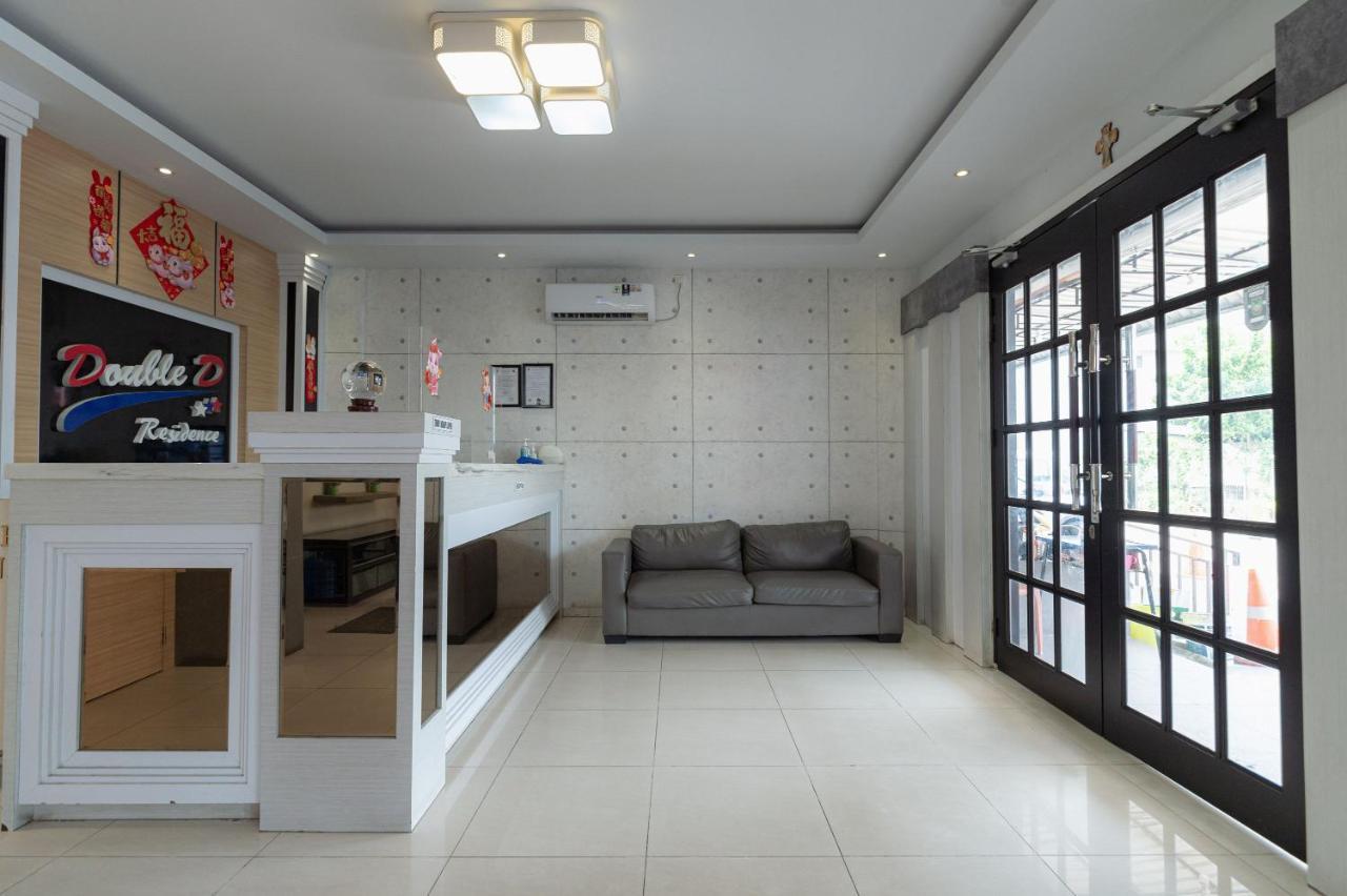 Hotel Reddoorz At Nagoya Indah Batam Esterno foto